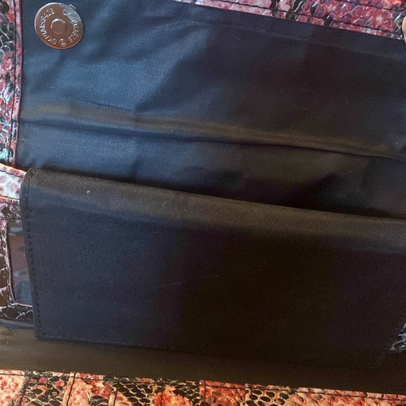 Wallet - Picture 8 of 11